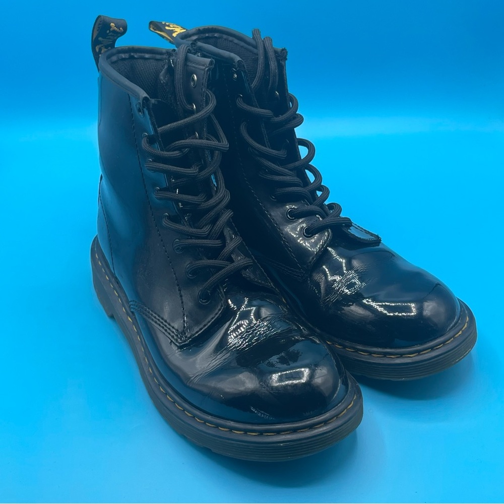 Dr.‎ Martens 1460 Patent Leather combat boots